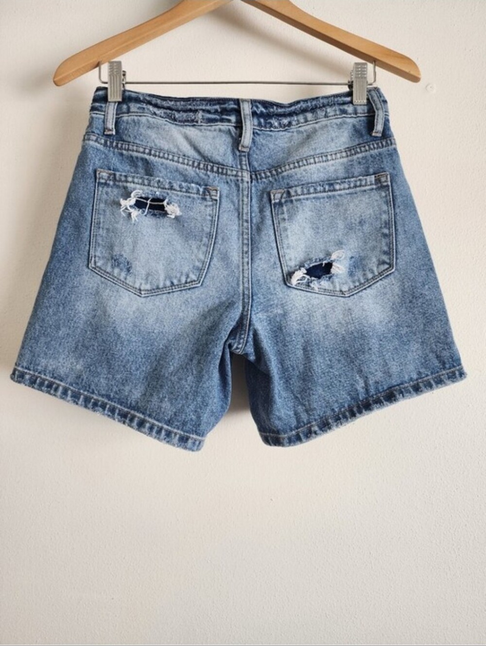 Vervet Juliette High Rise Distressed Denim Shorts Small V2338 Boho Festival EUC - Picture 6 of 9